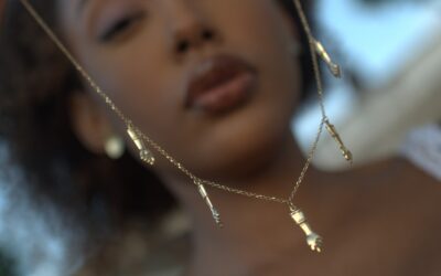 O renascimento dos tons vibrantes e pedras coloridas no mercado de luxo